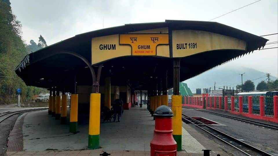 Photo of घूम रेलवे-स्टेशन की सैर by Dharmveer