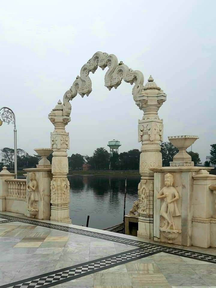 Photo of Pawapuri Jal Mandir Road by Dharmveer