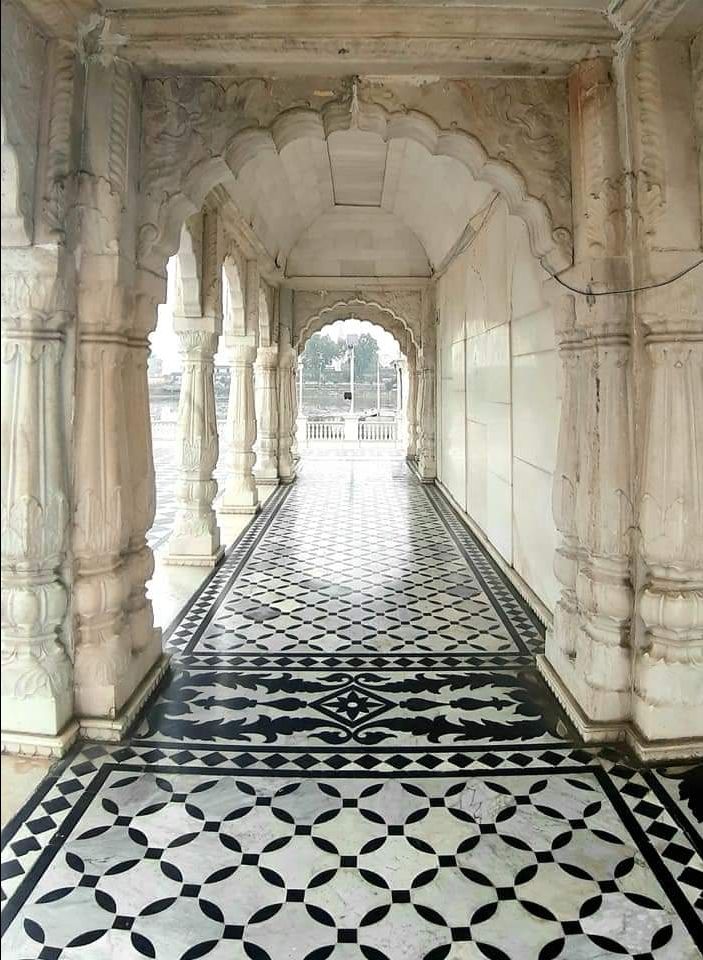 Photo of Pawapuri Jal Mandir Road by Dharmveer