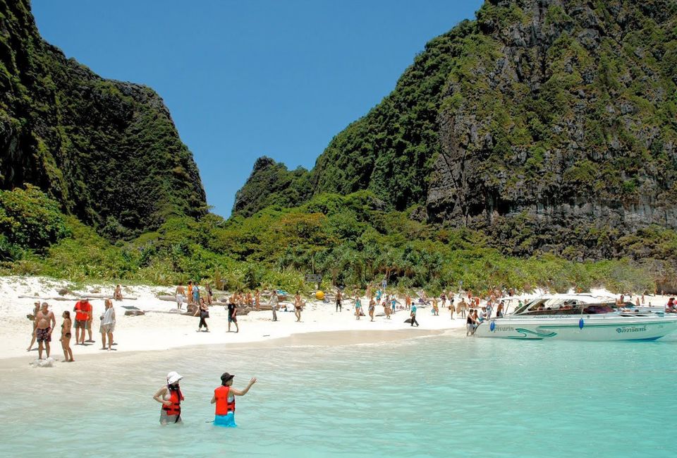Photo of Visiting Famous Phuket to Phi Phi Islands by Speedboat 4/5 by Kelly Anson
