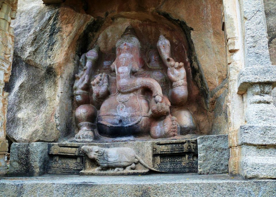 Photo of Lepakshi – An architectural wonder 3/16 by Vinod Ponoth