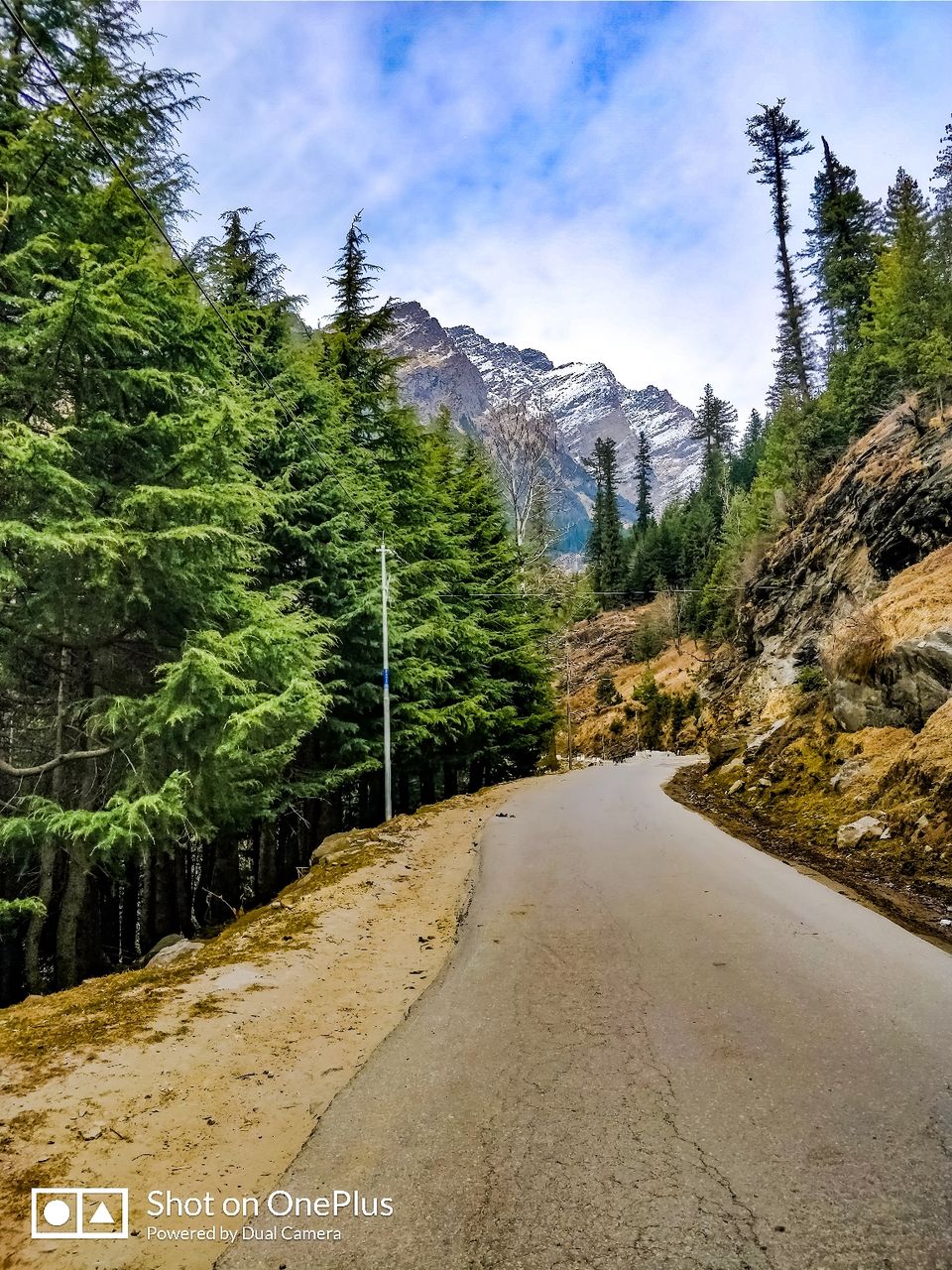 Photo of Manali, Himachal Pradesh, India by Vivek Zode
