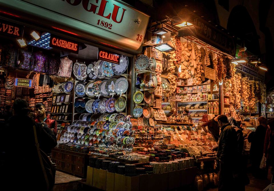 Photo of Beyazıt Mahallesi, Grand Bazaar, Fatih/Istanbul, Turkey by Rohan Sood