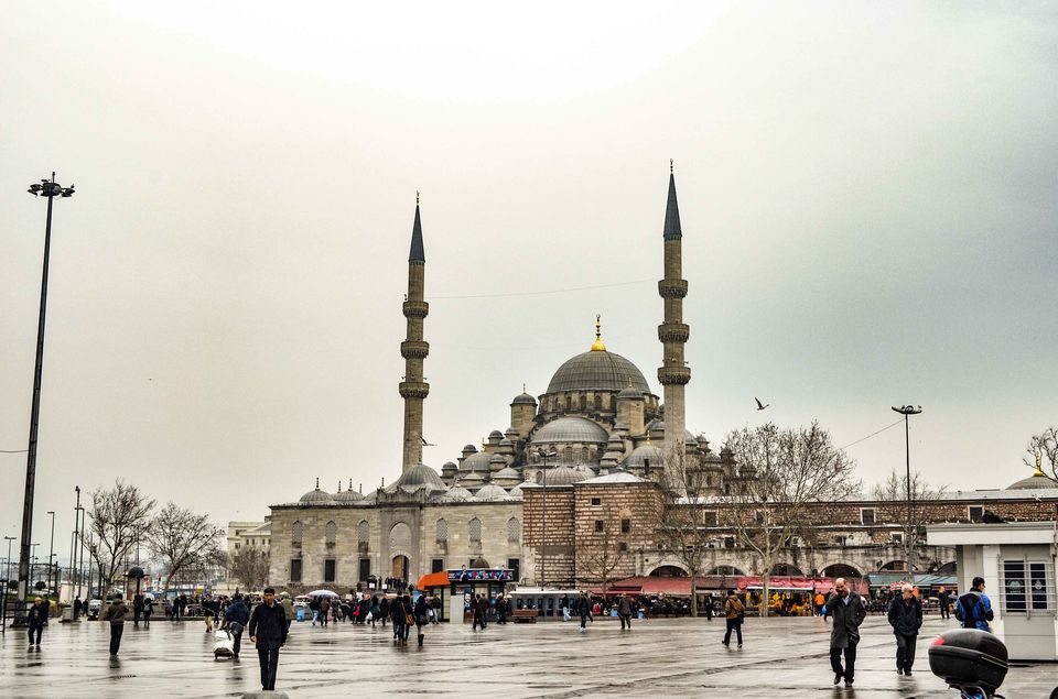 Photo of Sultan Ahmet Mahallesi, Blue Mosque Suites, Akbıyık Caddesi, Fatih/Istanbul, Turkey by Rohan Sood