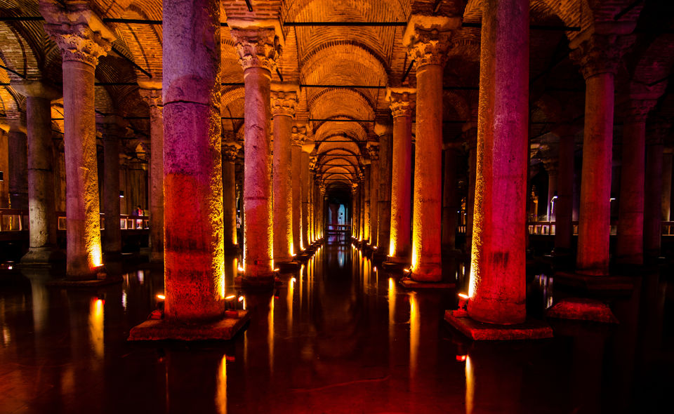 Photo of Alemdar Mahallesi, Basilica Cistern, Yerebatan Caddesi, Fatih/Istanbul, Turkey by Rohan Sood