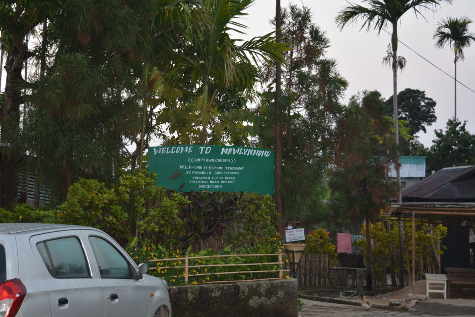 Photo of Mawlynnong, Meghalaya, India by navneet jadhav