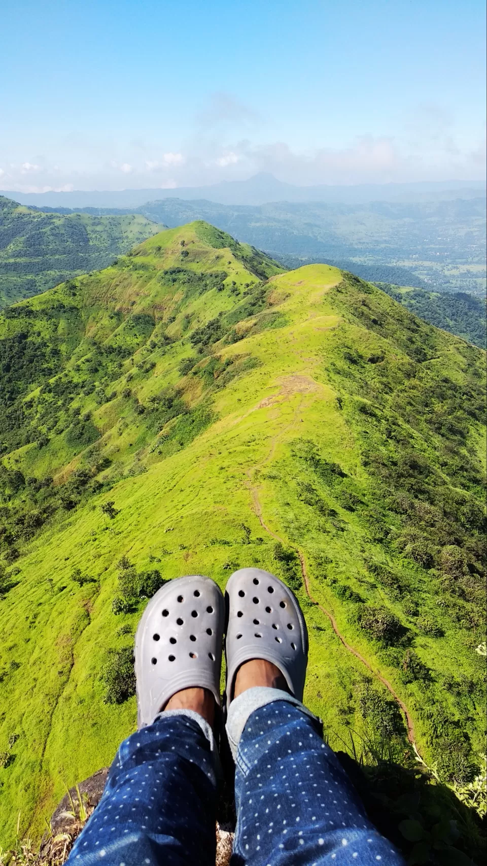 Photo of Sinhagad Fort, Thoptewadi, Maharashtra, India by Mahesh Maddala