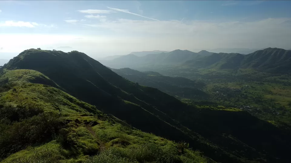 Photo of Sinhagad Fort, Thoptewadi, Maharashtra, India by Mahesh Maddala