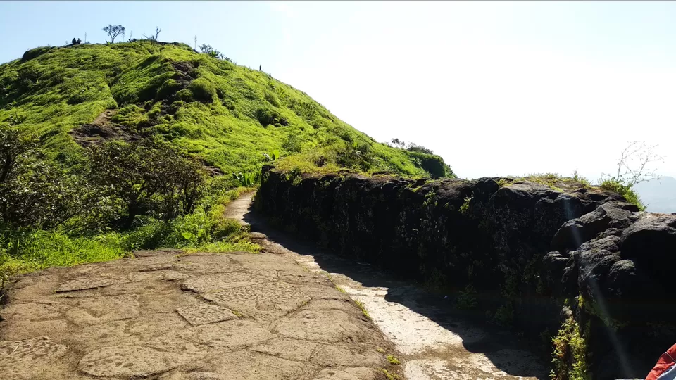 Photo of Sinhagad Fort, Thoptewadi, Maharashtra, India by Mahesh Maddala