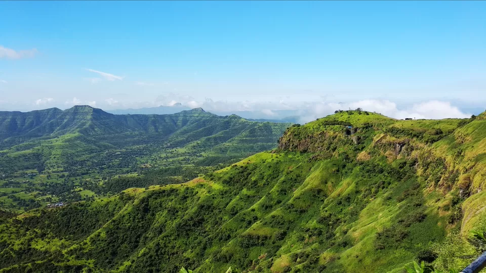 Photo of Sinhagad Fort, Thoptewadi, Maharashtra, India by Mahesh Maddala