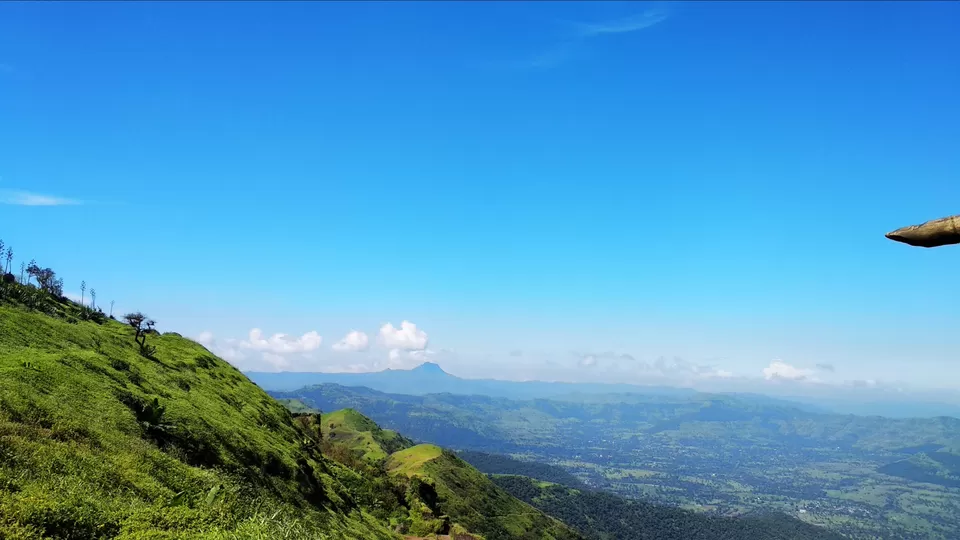 Photo of Sinhagad Fort, Thoptewadi, Maharashtra, India by Mahesh Maddala