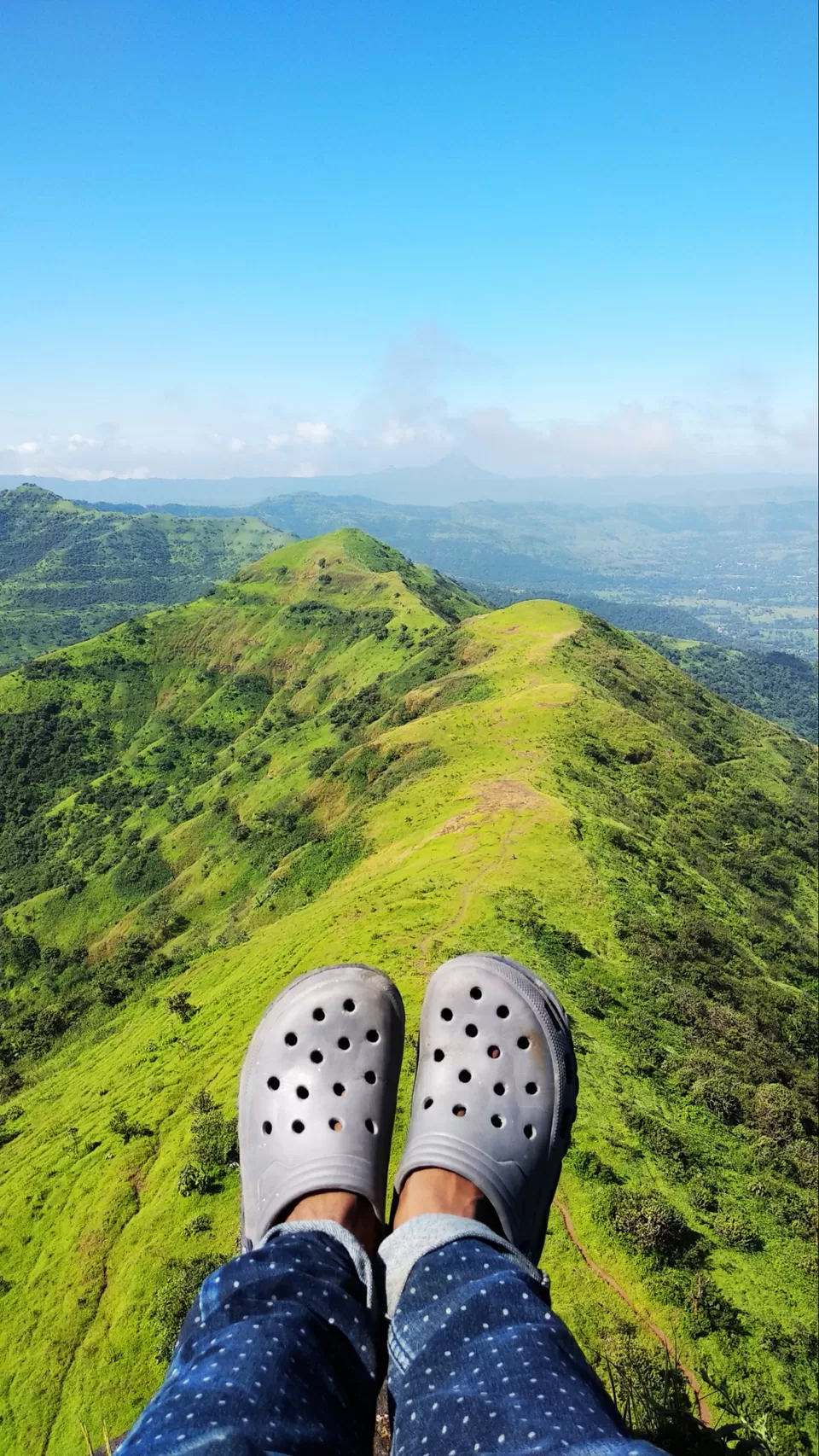 Photo of Sinhagad Fort, Thoptewadi, Maharashtra, India by Mahesh Maddala