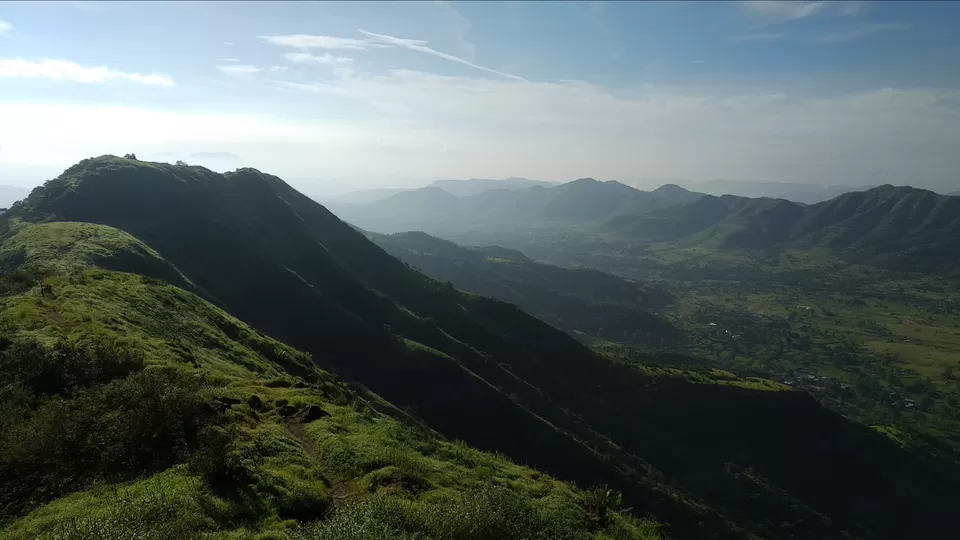 Photo of Sinhagad Fort, Thoptewadi, Maharashtra, India by Mahesh Maddala