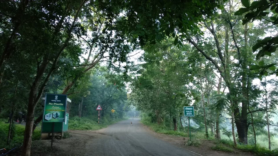 Photo of Sinhagad Fort, Thoptewadi, Maharashtra, India by Mahesh Maddala