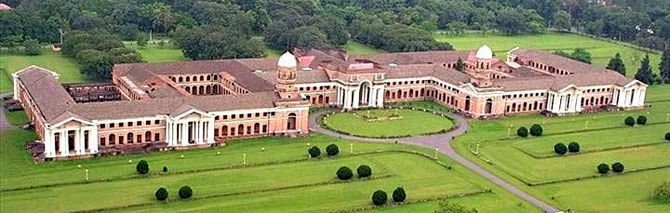 Photo of Three amazing places to visit in Dehradun 2/3 by Julia Cameron