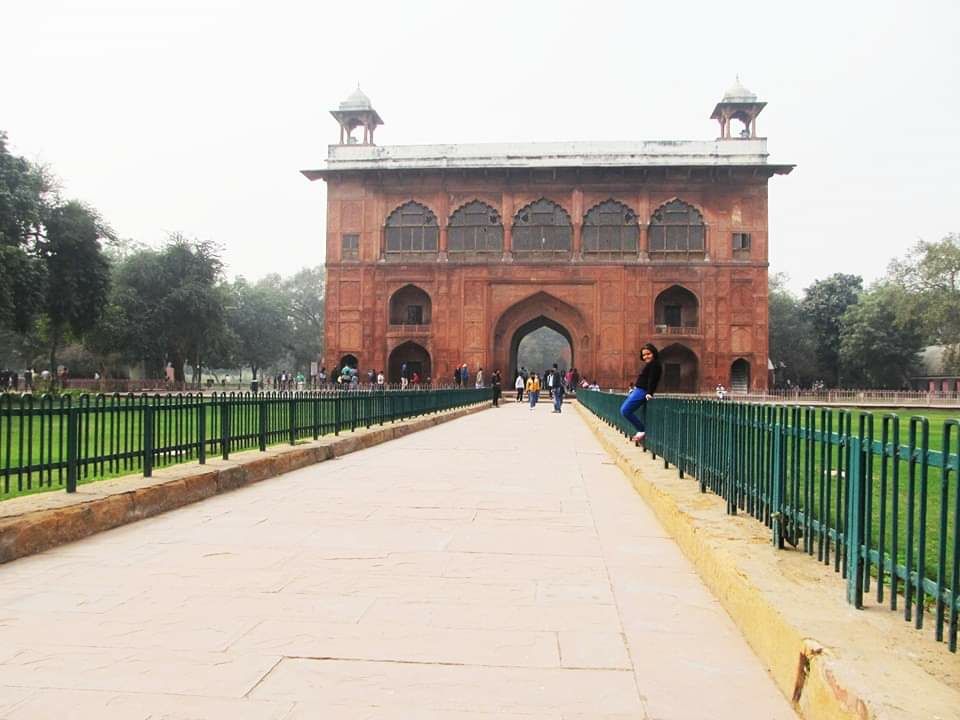 Photo of Delhi with my Daughter by rituparna saha