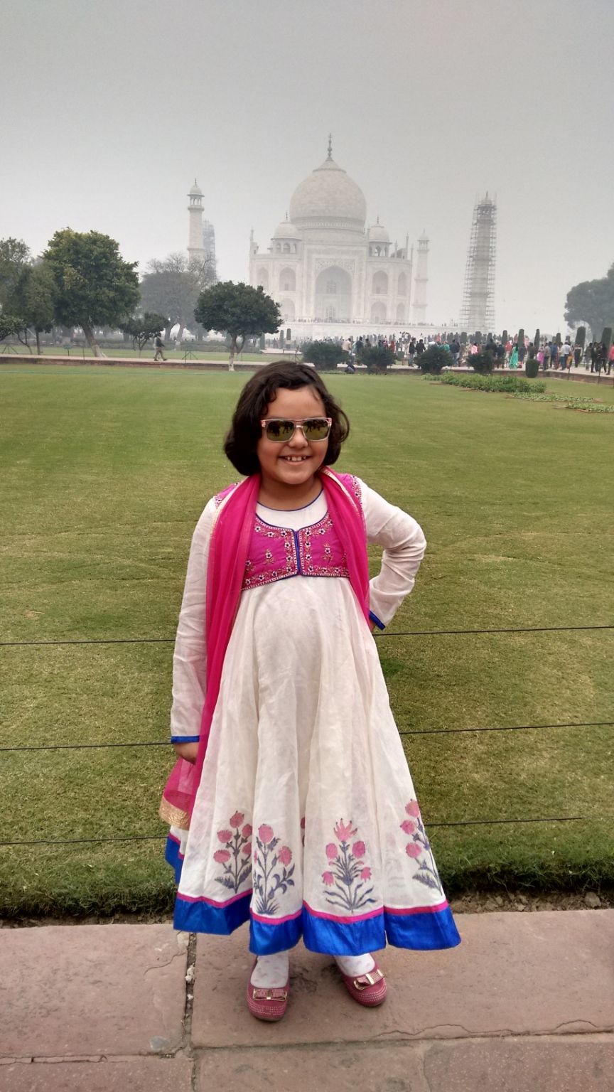 Photo of Delhi with my Daughter by rituparna saha