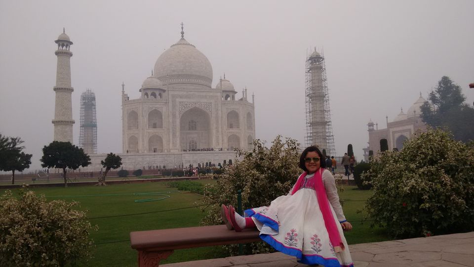 Photo of Delhi with my Daughter by rituparna saha