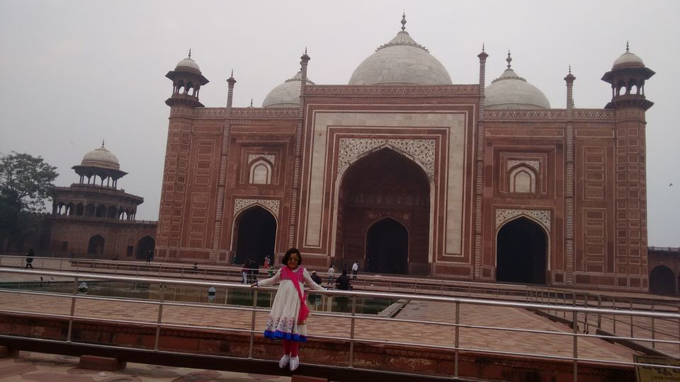 Photo of Delhi with my Daughter by rituparna saha