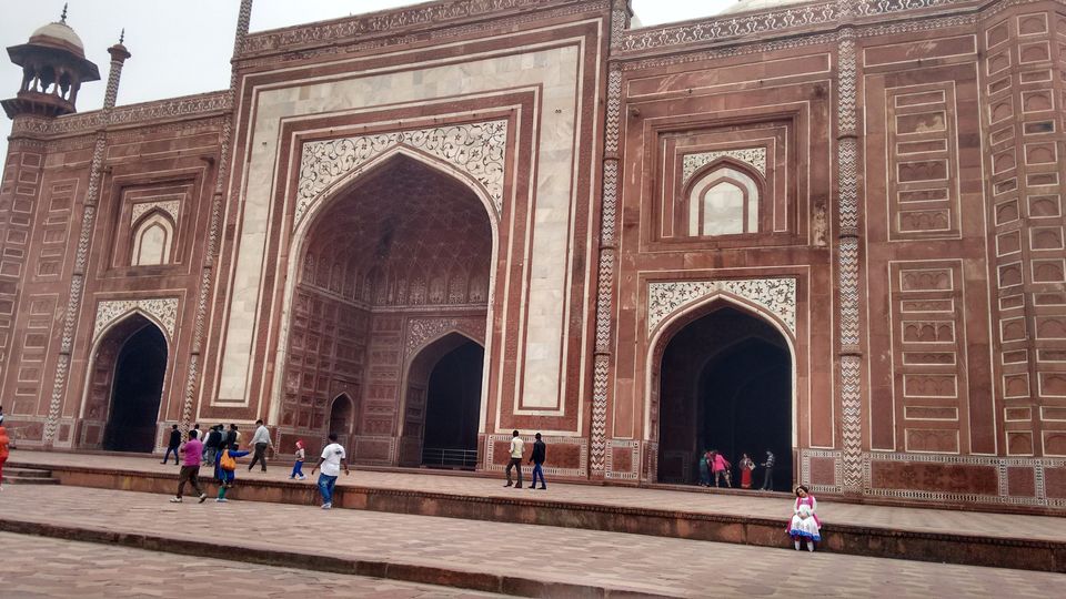 Photo of Delhi with my Daughter by rituparna saha