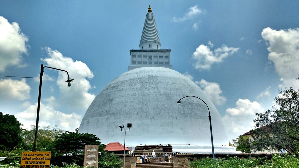 Photo of Mahiyanganaya, Uva Province, Sri Lanka by Born.Nomadic
