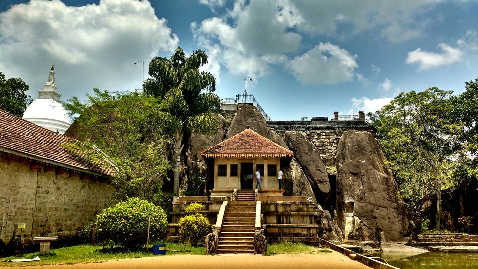 Photo of Isurumuniya Temple, Anuradhapura, Sri Lanka by Born.Nomadic