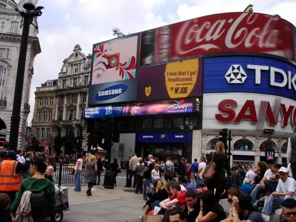 Photo of London, United Kingdom by Steve Carter