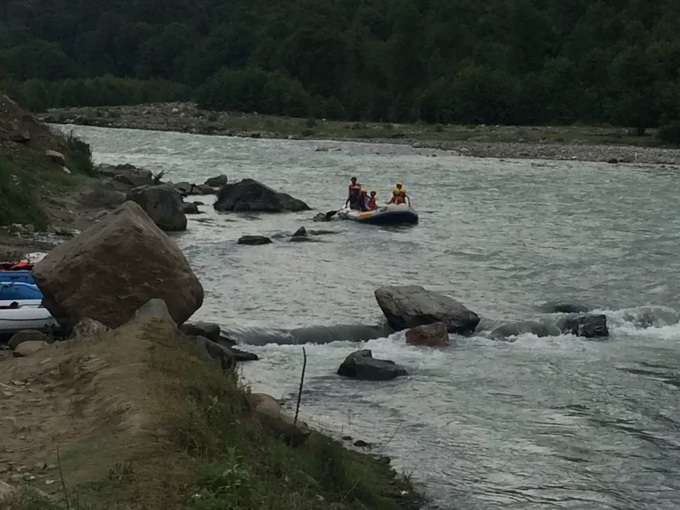 Photo of Kullu, Himachal Pradesh, India by Richa