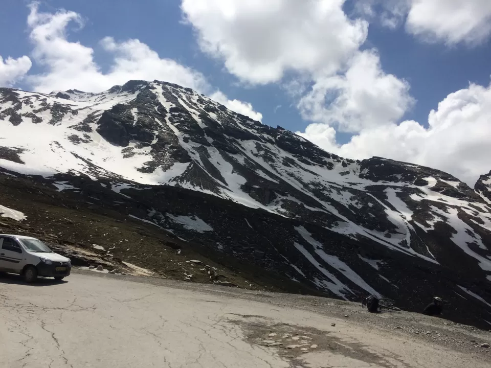 Photo of Rohtang La, Leh Manali Highway, Tibetan Colony, Manali, Himachal Pradesh, India by Richa