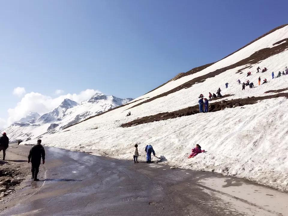 Photo of Rohtang Pass, Himachal Pradesh by Richa
