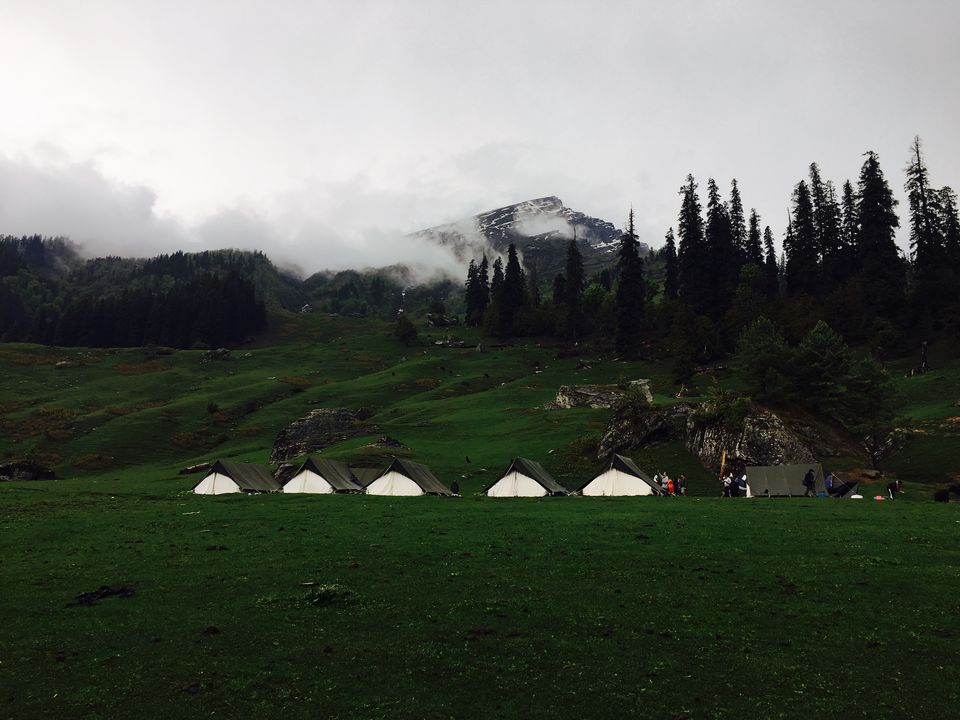 Photo of Bhandak Thatch, Kalgha, Sosan, Himachal Pradesh, India by Anand Michael
