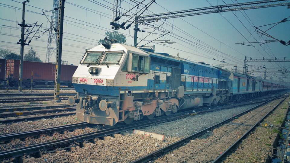 Photo of Thinking of How to Order Food in Train? Indian Railways Now Comes Up with This Facility! 1/1 by Shipra Shekhar