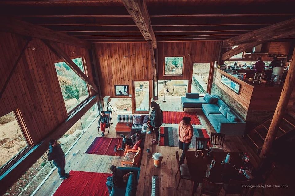 Photo of This Stunning Woodhouse In Middle of Nowhere Will Make You Pick Uttarakhand As Your Next Getaway by Shipra Shekhar
