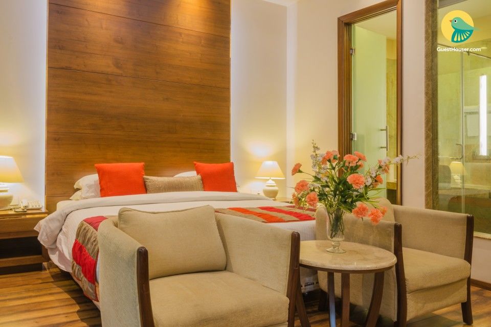 Photo of Too Busy To Head Out For the Weekend? 'Netflix And Chill' At These 9 Uber-Cool Holiday Homes by Shipra Shekhar