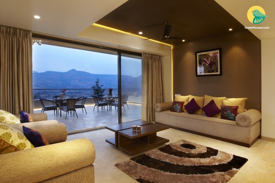 Photo of Too Busy To Head Out For the Weekend? 'Netflix And Chill' At These 9 Uber-Cool Holiday Homes by Shipra Shekhar