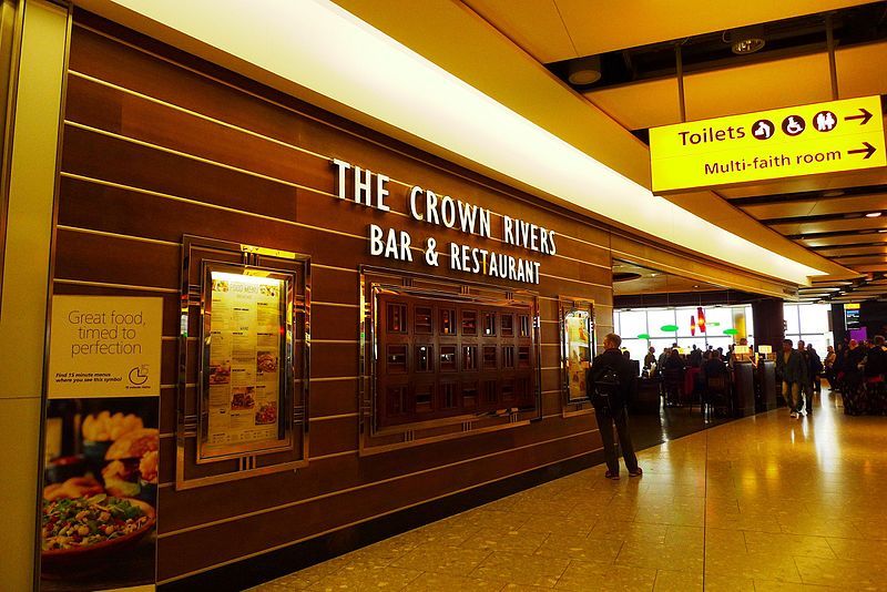 Photo of Here Is How You Can Spend Long Layovers At The Airports Like A Boss by Shipra Shekhar