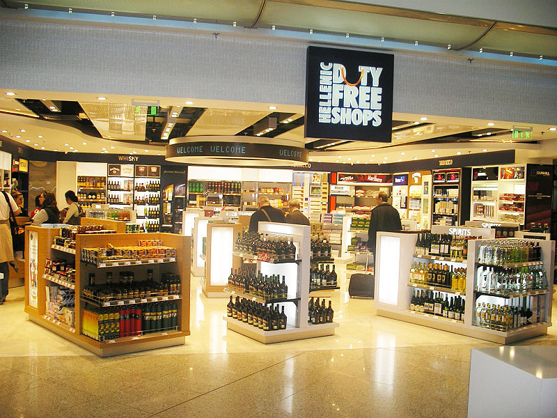 Photo of Here Is How You Can Spend Long Layovers At The Airports Like A Boss by Shipra Shekhar