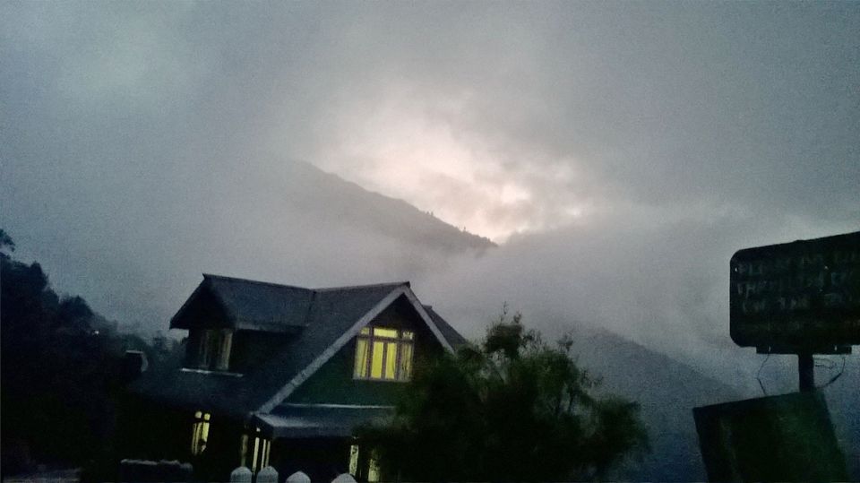 Photo of Rangaroon - A village in the clouds 1/7 by Sudip Manpuria