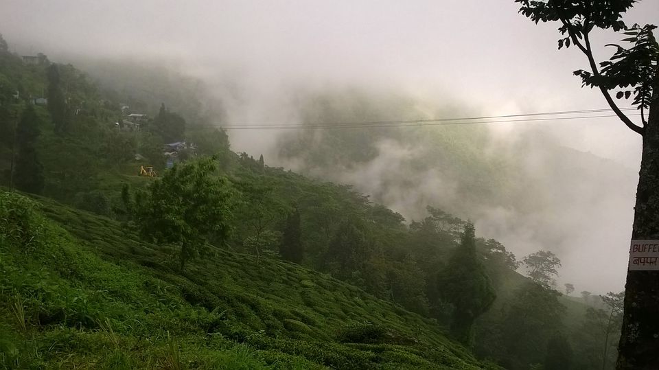 Photo of Rangaroon - A village in the clouds 3/7 by Sudip Manpuria