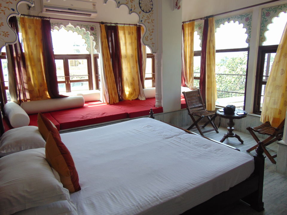 Photo of Udaipur: Straight from my heart for you 1/54 by Anshu