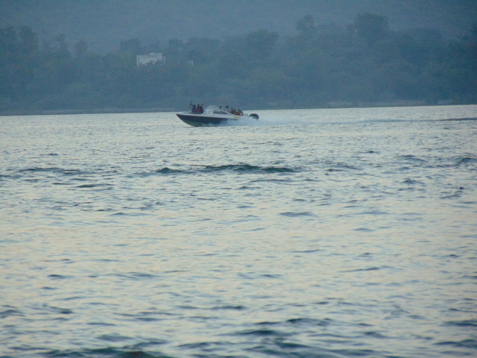 Photo of Udaipur: Straight from my heart for you 22/54 by Anshu