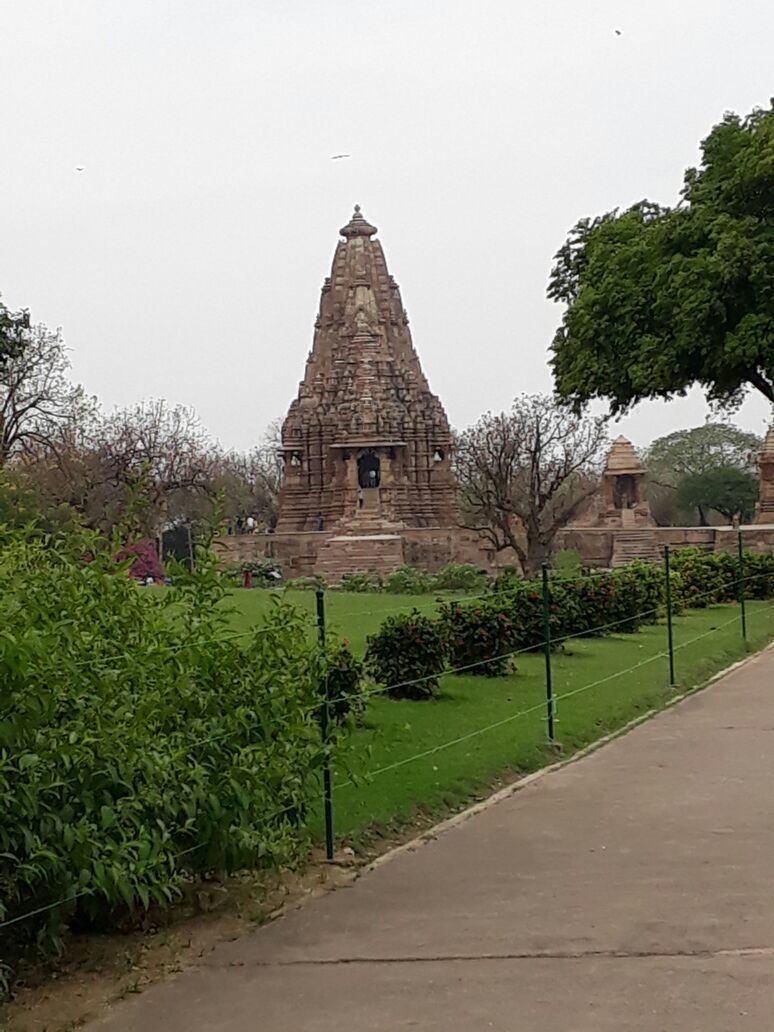 Photo of Khajuraho, Madhya Pradesh, India by Anshu