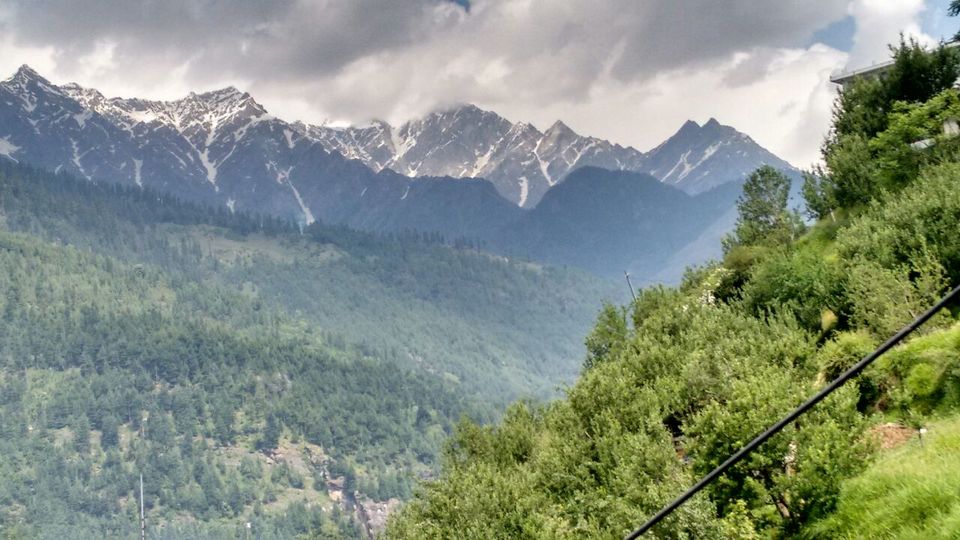 Photo of This Side of Paradise..Manali!! by Niyomi