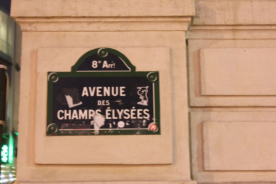 Photo of Champs-Élysées, France by Rashi Gupta