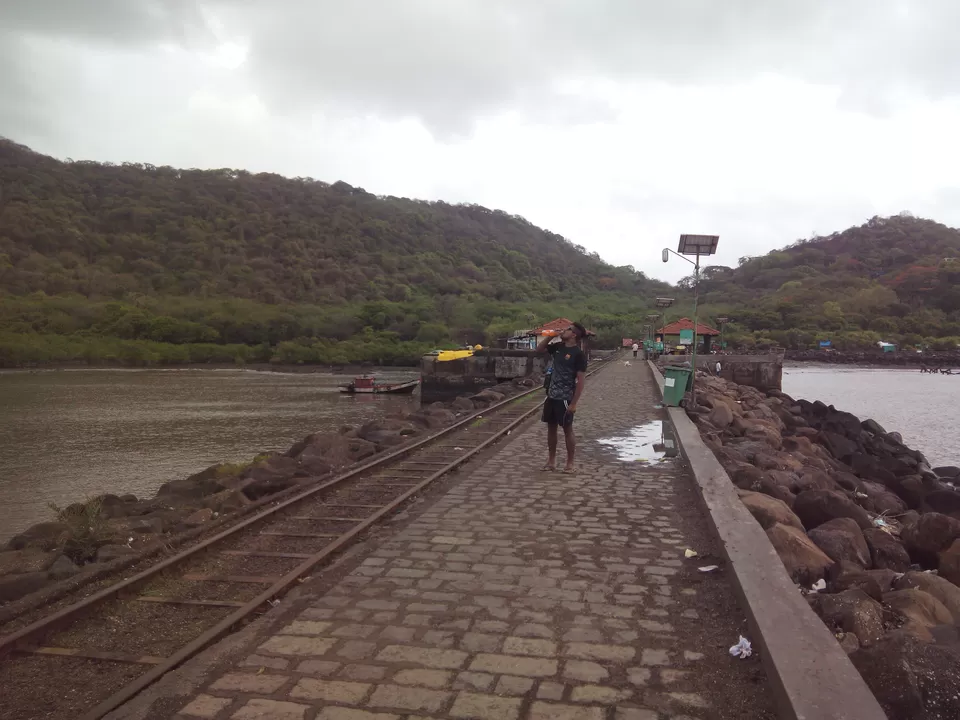 Photo of Cannon Trek, Gharapuri, Maharashtra, India by suraj j