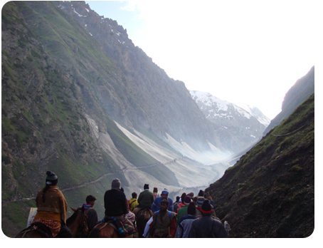 Photo of Amarnath Yatra: The climb of Faith and Ecstasy {Part-2} 30/32 by Mukul Goyal