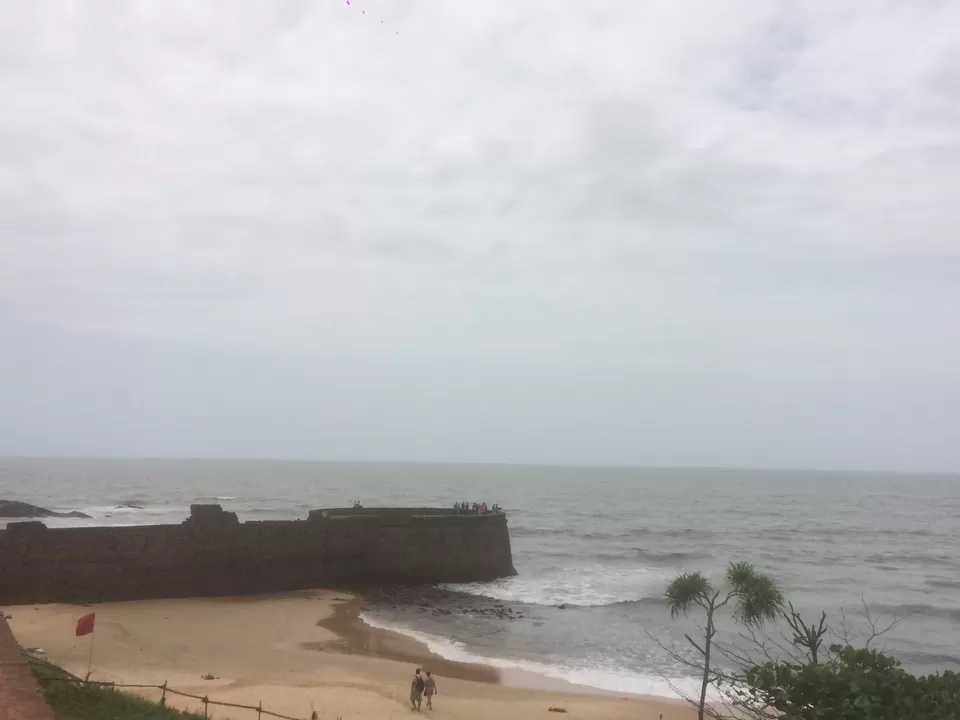 Photo of Sinquerim Fort, Candolim, Goa, India by Nikhil Talwar
