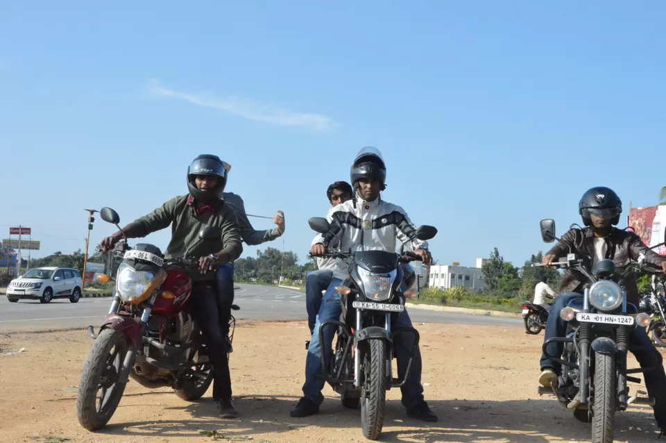 Photo of Avalabetta Hilltop, Avalabetta Road, Yerramaranahalli, Karnataka, India by Naveen Reddy