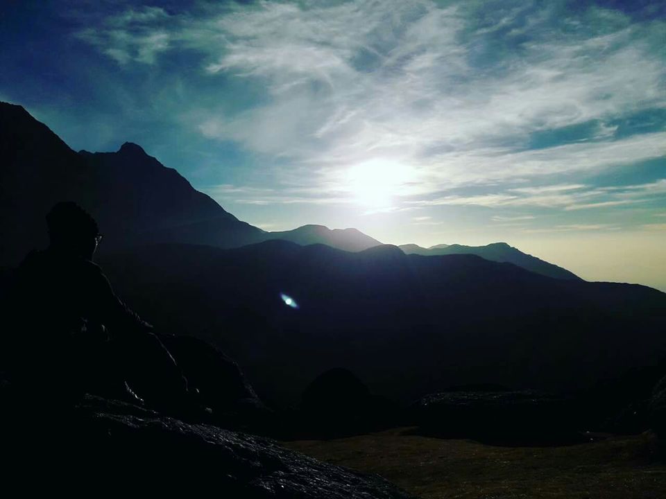 Photo of Triund Trek Trail, Trail to Triund Hill, Dharamshala, Himachal Pradesh, India by naren verma