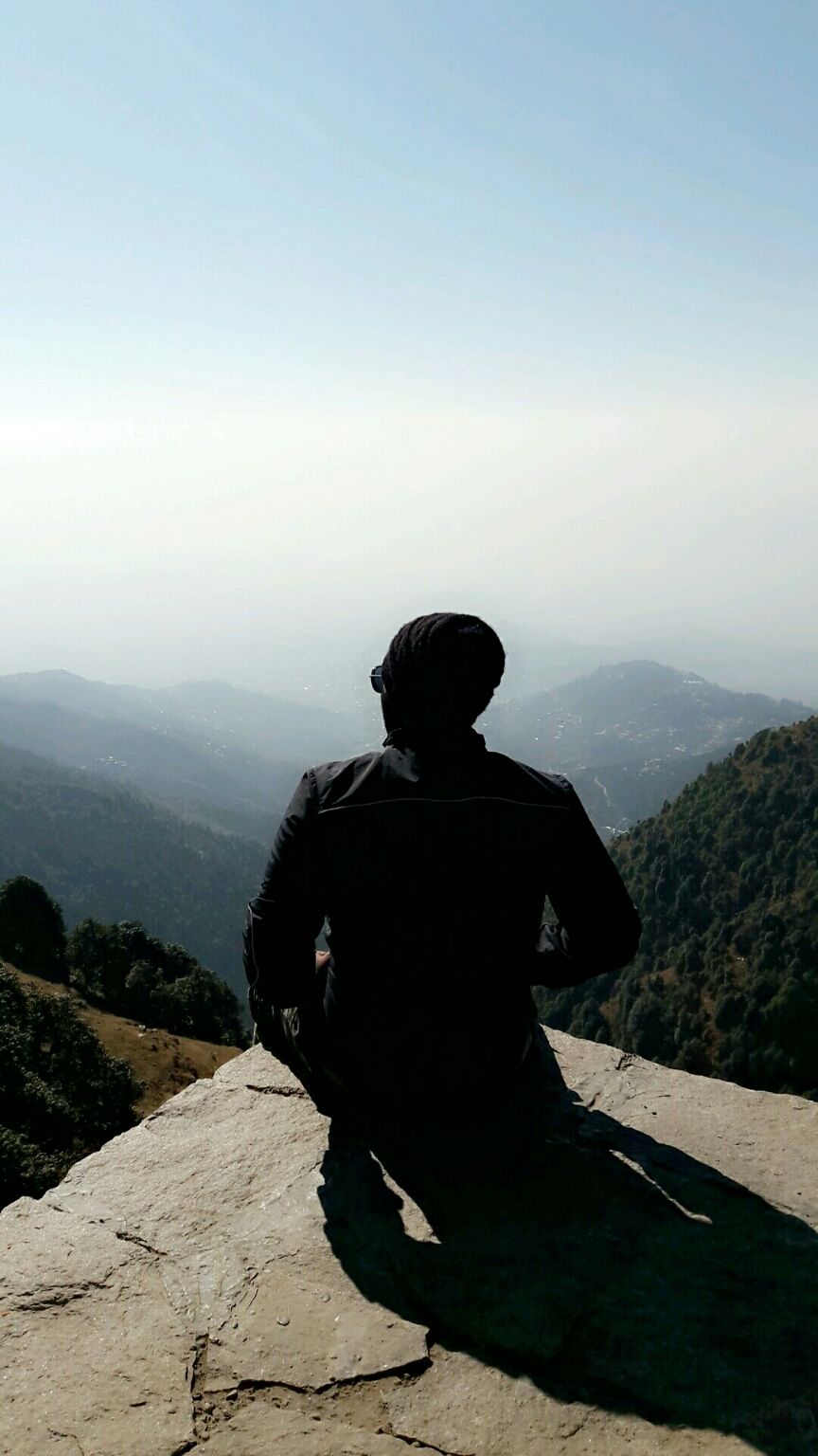 Photo of Triund Trek Trail, Trail to Triund Hill, Dharamshala, Himachal Pradesh, India by naren verma